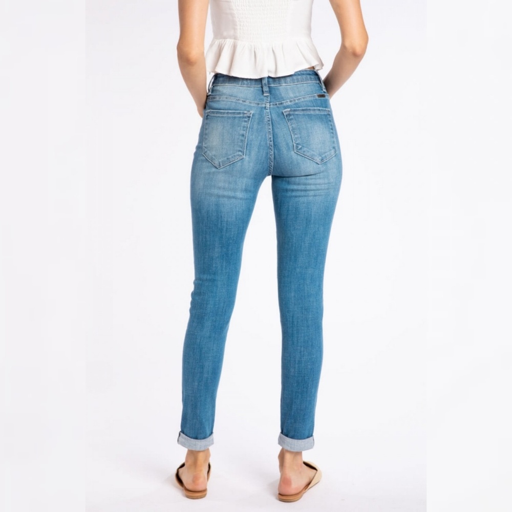 High Rise Distressed Jeans - Picture 2 of 6